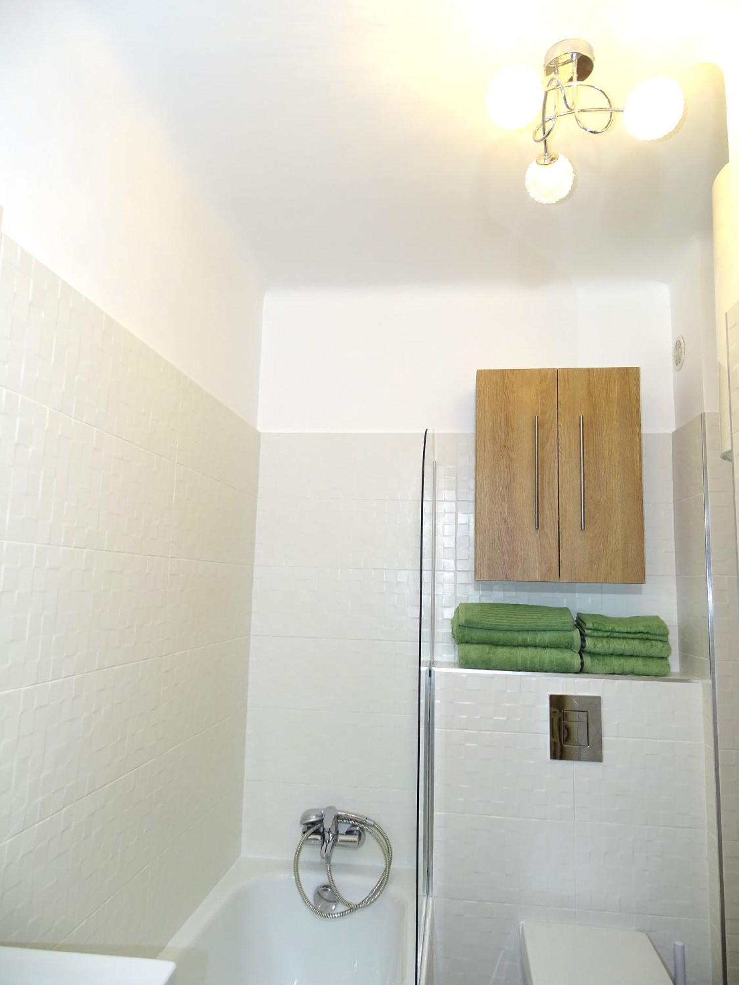 Tilia Jourdan-Studio Cosy Aix Centre-Cours Mirabeau-Parking-Wifi-Smart Tv-Rue Calme Aix-en-Provence Exterior photo